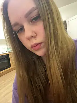 Marylallka5 online show from 4, 3, 2026