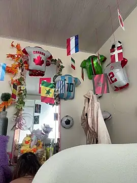 Snapshot of valery_mora chatting on 14, 6, 2026 valery mora online show from 14, 6, 2026