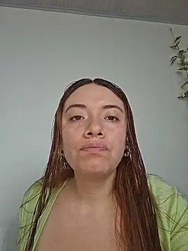 valery mora online show from 9, 10, 2025