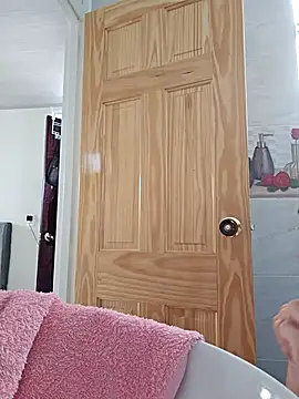 valery mora online show from 19, 9, 2025