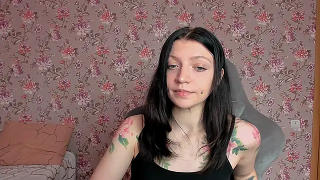 Lolly Haze online show from 12, 4, 2026