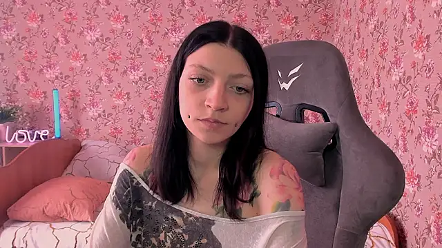 Lolly Haze online show from 1, 2, 2026