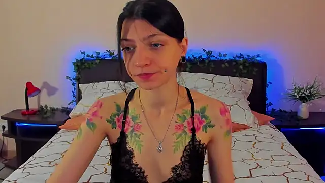 Lolly Haze online show from 7, 12, 2024