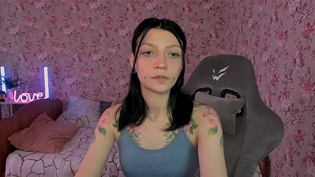 Lolly Haze online show from 17, 12, 2025