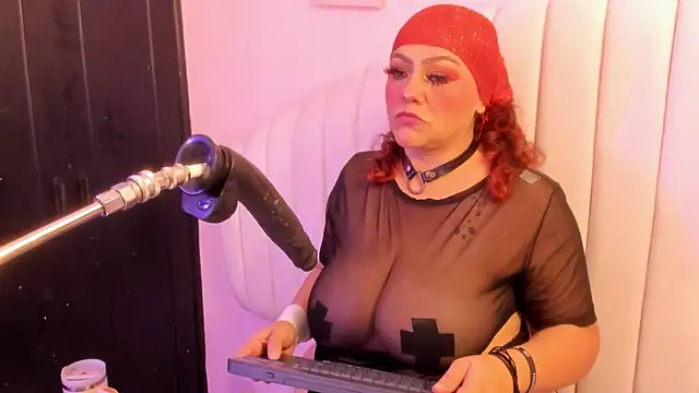 Snapshot of Aaliyah_Padron chatting on 2, 7, 2026 Aaliyah Padron online show from 2, 7, 2026