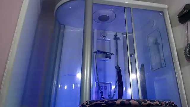 sexy-luna-star-ts online show from 3, 11, 2025