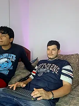  Ottis  online show from 5, 4, 2026