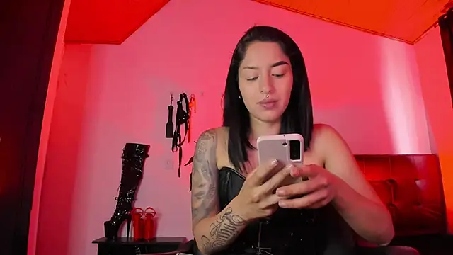 MistressVenena online show from 16, 11, 2025