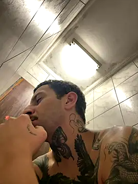 Snapshot of Christopherreis chatting on 7, 11, 2025 Christopherreis online show from 7, 11, 2025