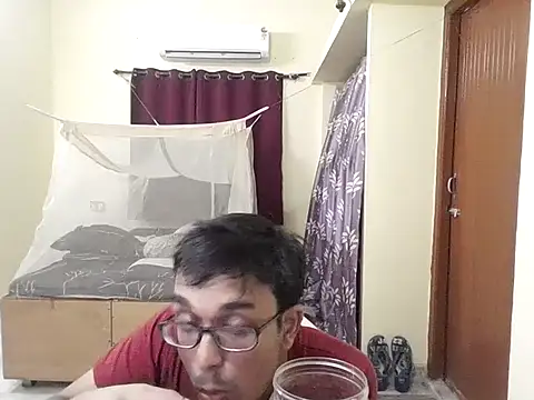 THE NAKED BOY online show from 20, 5, 2026