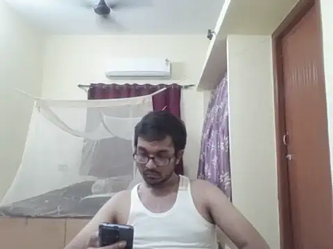 THE NAKED BOY online show from 4, 11, 2025