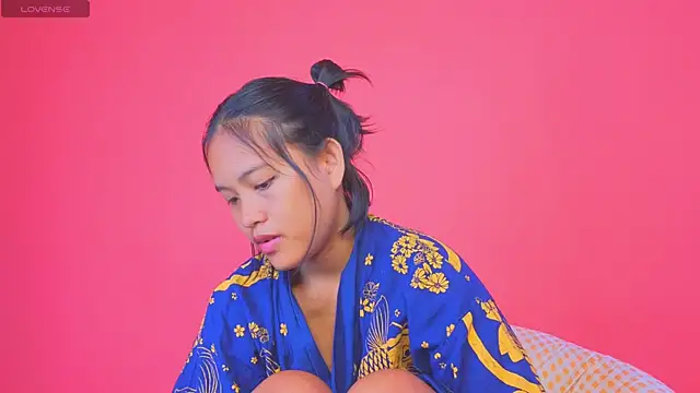 Natsu   online show from 3, 1, 2025