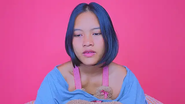 Natsu   online show from 25, 12, 2024