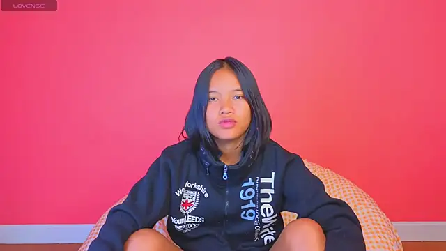 Natsu   online show from 21, 1, 2025