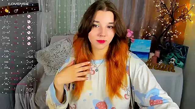 PenelopeOneGrey online show from 8, 9, 2025