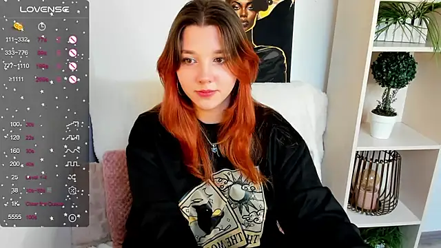 PenelopeOneGrey online show from 17, 3, 2025