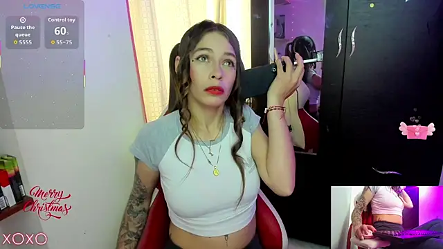 sweetlittlelisa online show from 22, 12, 2025