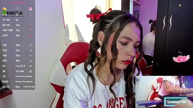 sweetlittlelisa online show from 18, 11, 2025