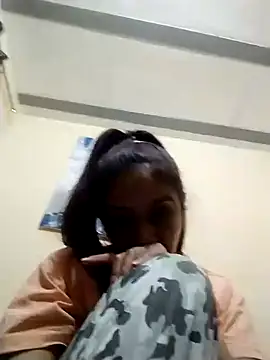 Snapshot of Dakary_hot chatting on 14, 1, 2025 Dakary hot online show from 14, 1, 2025