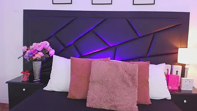 SophieCarther online show from 2, 10, 2025