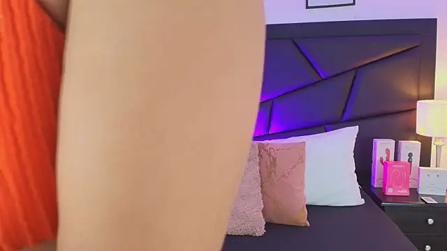 SophieCarther online show from 11, 10, 2025