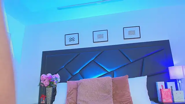 SophieCarther online show from 10, 11, 2025