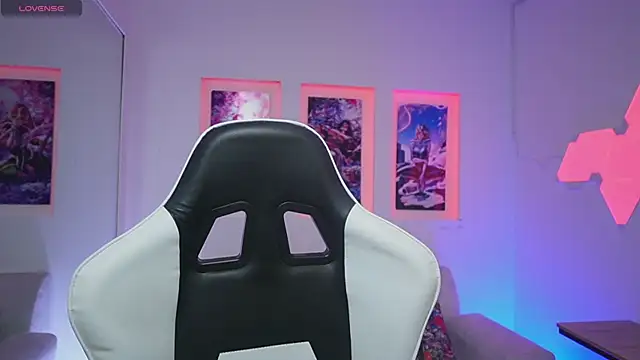 Snapshot of KayraOwen chatting on 18, 9, 2025 KayraOwen online show from 18, 9, 2025