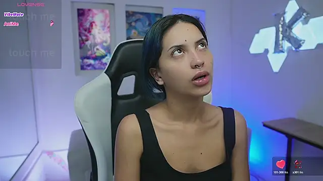 Snapshot of KayraOwen chatting on 28, 11, 2025 KayraOwen online show from 28, 11, 2025