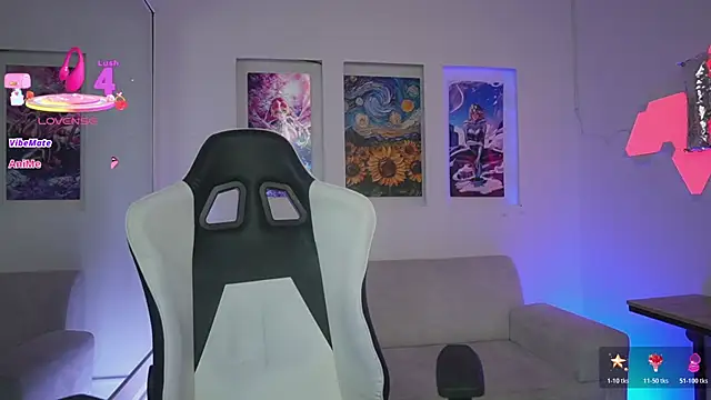 Snapshot of KayraOwen chatting on 13, 11, 2025 KayraOwen online show from 13, 11, 2025