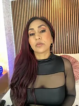 MonicaMoret online show from 19, 9, 2025