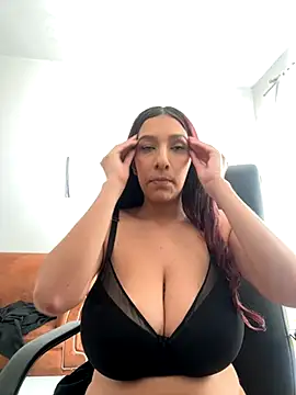 Snapshot of Dahian_XXX chatting on 4, 11, 2025 Dahian XXX online show from 4, 11, 2025