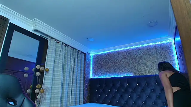 Snapshot of stella_xue chatting on 16, 10, 2025 stella xue online show from 16, 10, 2025