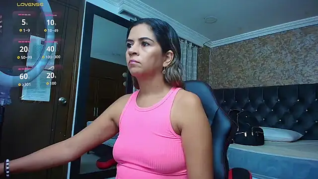 Snapshot of stella_xue chatting on 29, 10, 2025 stella xue online show from 29, 10, 2025