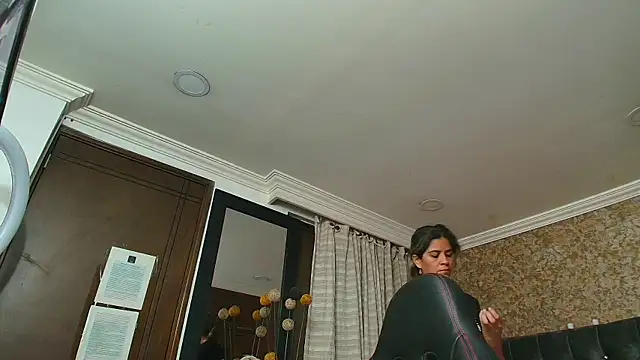 Snapshot of stella_xue chatting on 18, 9, 2025 stella xue online show from 18, 9, 2025