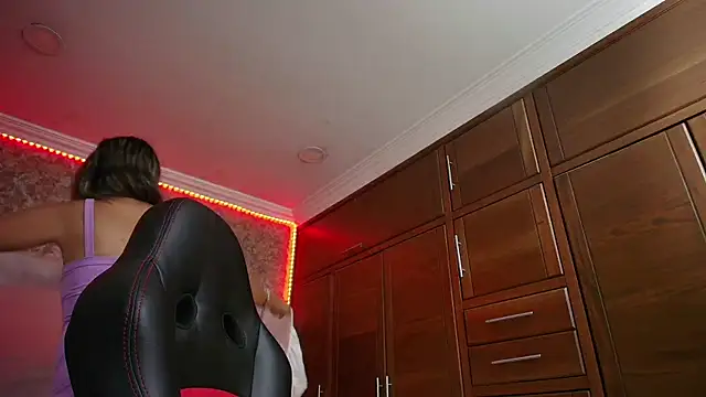 Snapshot of stella_xue chatting on 9, 10, 2025 stella xue online show from 9, 10, 2025