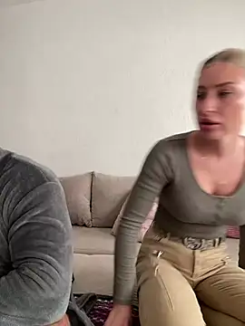 Snapshot of belle98 chatting on 20, 3, 2025 belle98 online show from 20, 3, 2025