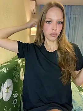 Snapshot of KateMariett chatting on 17, 7, 2026 KateMariett online show from 17, 7, 2026