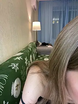 Snapshot of KateMariett chatting on 18, 7, 2026 KateMariett online show from 18, 7, 2026