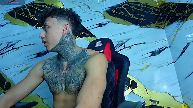 Kevin22 222 online show from 15, 3, 2025