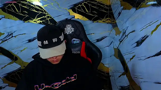 Kevin22 222 online show from 24, 4, 2026