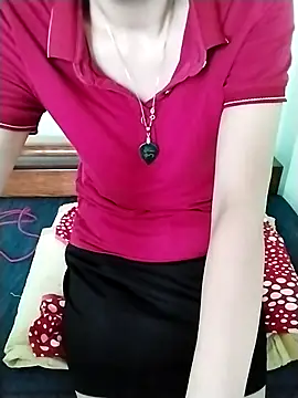 Snapshot of Luxcute286 chatting on 14, 7, 2026 Luxcute286 online show from 14, 7, 2026