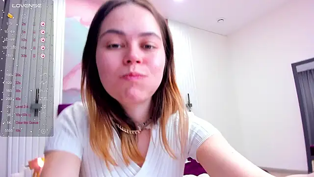 Kelly Cuutie online show from 21, 3, 2025