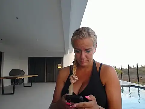 Wendysexyx online show from 18, 12, 2025