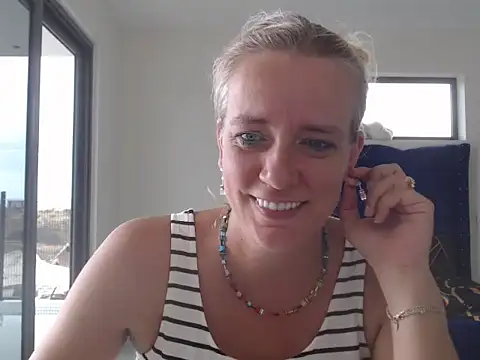 Wendysexyx online show from 20, 10, 2025