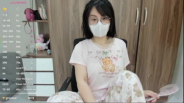 Snapshot of Baby_Claraa chatting on 15, 3, 2025 Baby Claraa online show from 15, 3, 2025