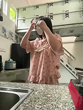 Snapshot of Baby_Claraa chatting on 16, 3, 2025 Baby Claraa online show from 16, 3, 2025