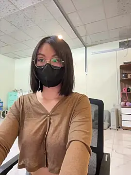 Snapshot of Baby_Claraa chatting on 1, 3, 2025 Baby Claraa online show from 1, 3, 2025