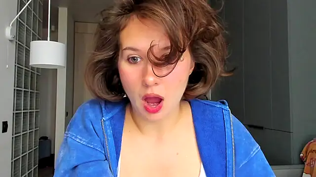 Lilith lutherlow online show from 30, 9, 2025