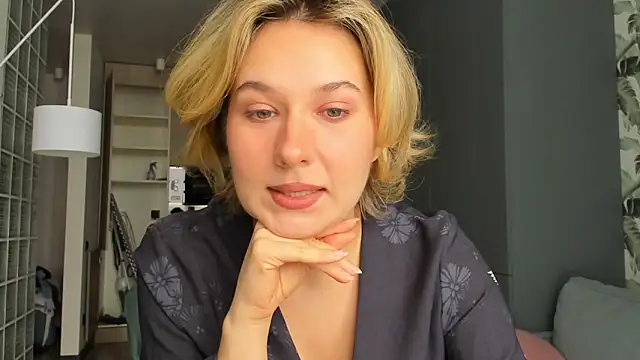 Lilith lutherlow online show from 8, 1, 2026