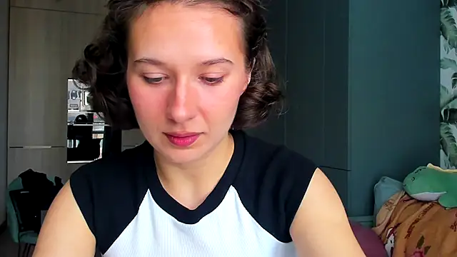 Lilith lutherlow online show from 2, 10, 2025